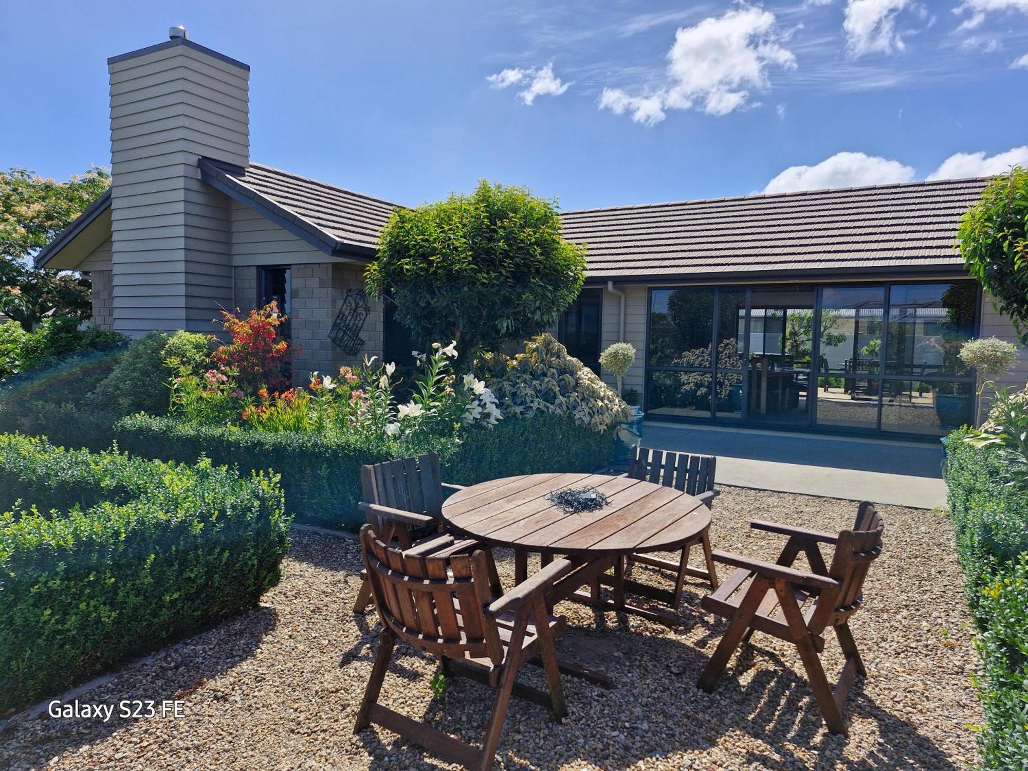 Glen Wallace Lodge Waipu Exterior photo